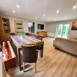 Vegas - House And Garten For Exclusive Use