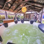 Vegas - House And Garten For Exclusive Use