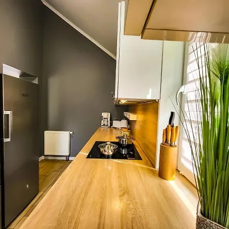 Vegas - House And Garten For Exclusive Use *