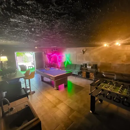 Ferienhaus Vegas - House And Garten For Exclusive Use