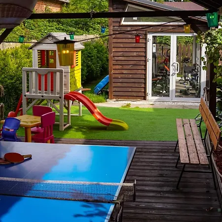 Vegas - House And Garten For Exclusive Use