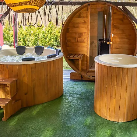 Vegas - House And Garten For Exclusive Use Holiday home